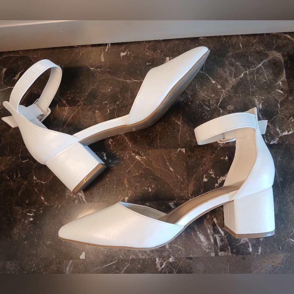 Dream Pairs White Block Heel Ankle Strap Pumps